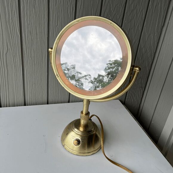 Vintage Lighted Vanity Mirror – Telescoping, Dual-Sided, Brass-Tone Metal, Extra - Picture 1 of 8